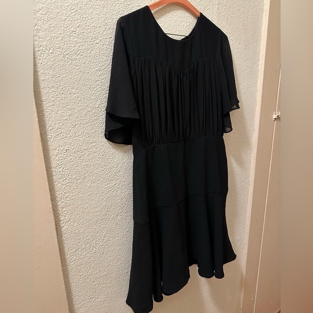 Catherine Malandrino Dress Mini Black Flutter Chiffon Sleeves Pleated Front Sz 6